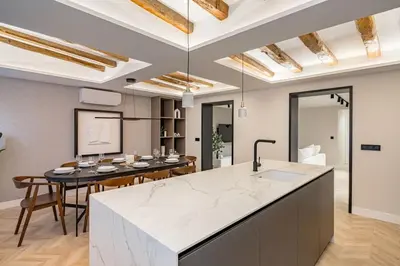Plano de Location, Luxury & Style Best 4Bed in Madrid