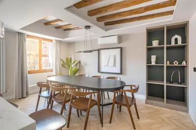 Plano de Location, Luxury & Style Best 4Bed in Madrid
