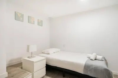 Cama o camas de una habitación en Charming flat in Madrid-Rio