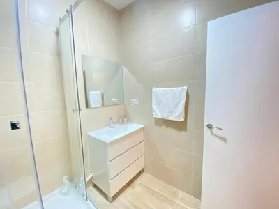 Un baño de ESTUDIOS GRAN VÍA