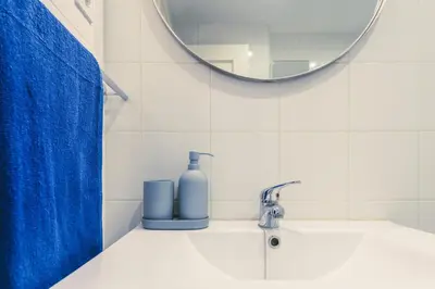 Un baño de Madrid Rio