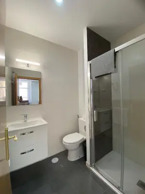 Un baño de El Jardín del Ángel Romero