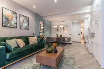 Zona de estar de Modern apartment-2Bedrooms 2Baths-Malasaña