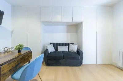Zona de estar de Gran Via NEW 2BR 1BTH Elevator