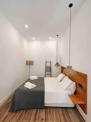 Cama o camas de una habitación en Nice studio in Lavapies, downtown Madrid