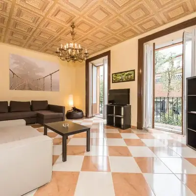 Grand Latina Apartment