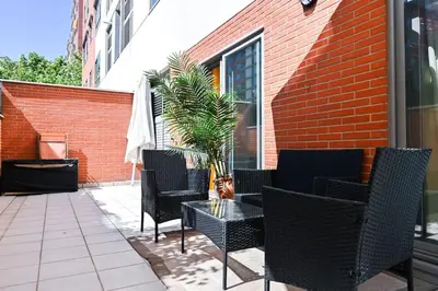 Zona de estar de For You Rentals Apartamento TEMPORAL con Estilo y Comodidad en Madrid ERO140