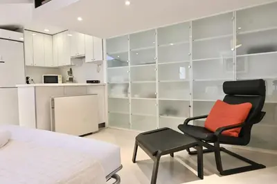 Una cocina o zona de cocina en For You Rentals Apartamento TEMPORAL con encanto a pocos metros del Sol MAY137I