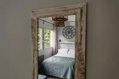 Cama o camas de una habitación en Cozy duplex apartment in Barrio de Salamanca - Heredia