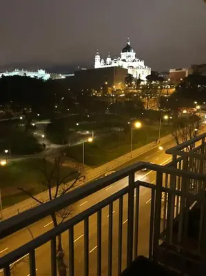 Un balcón o terraza de Precioso apartamento con vistas excepcionales - SGN