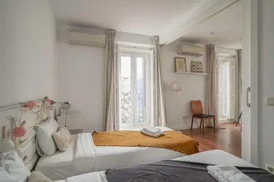 Cama o camas de una habitación en Bright and cozy-2Bedrooms 1Bathroom-Chueca