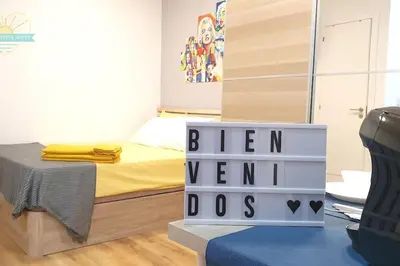 Cama o camas de una habitación en Coqueto y económico para parejas