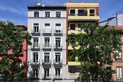 Edificio en el que se encuentra el apartamento