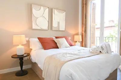 Cama o camas de una habitación en For You Rentals Céntrico y Luminoso Apartamento TEMPORAL en Madrid EST21
