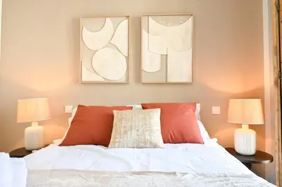 Cama o camas de una habitación en For You Rentals Céntrico y Luminoso Apartamento TEMPORAL en Madrid EST21