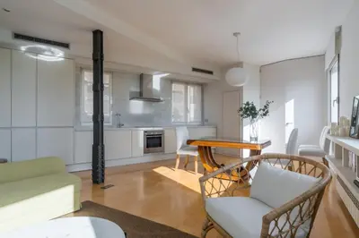 Una cocina o zona de cocina en Bright and Stylish - 2Bedroom 1Bathroom - Chamberí