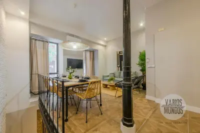 Zona de estar de Vida Madrileña para 10, en Malasaña - E3