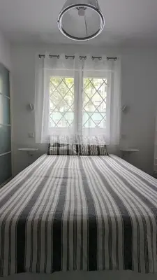 Cama o camas de una habitación en Madrid mola!