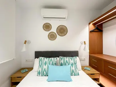 Cama o camas de una habitación en Piso luminoso2H/2B Barrio Salamanca Berlany España