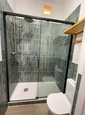 Un baño de Beautiful apartament in Lavapies for 3 pax - 011