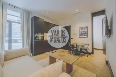 Zona de estar de Historia Madrileña para 4, vive en Calle del Aguila E3