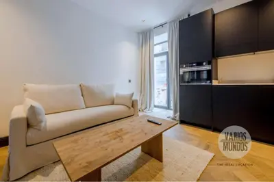 Una cocina o zona de cocina en Historia Madrileña para 4, vive en Calle del Aguila E3