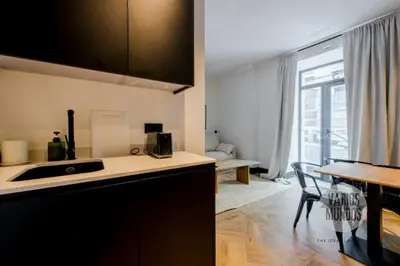 Una cocina o zona de cocina en Encanto Madrileño para 2, vive en Calle del Aguila E3