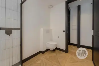 Un baño de Magia Madrileña para 4 en Calle del Aguila E3
