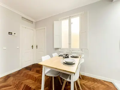 Plano de Apartamento I Alcalá-Retiro. Ideal parejas