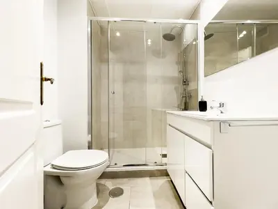 Un baño de Apartamento I Alcalá-Retiro. Ideal parejas