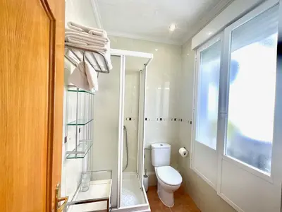Un baño de Luz Madrid Rooms
