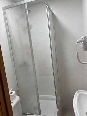 Un baño de Hostal Flat55Madrid