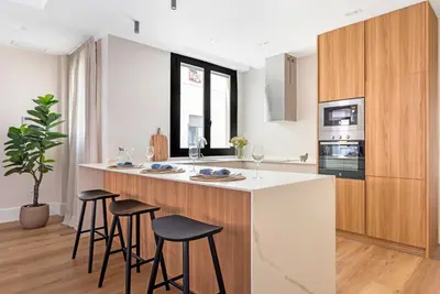 Una cocina o zona de cocina en Magnifico y recién reformado junto a Gran Vía