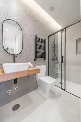 Un baño de Chueca IV calle Escorial 2BR 2BH