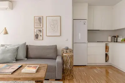 Una cocina o zona de cocina en Cozy apartment in Puerta del Sol - Esparteros