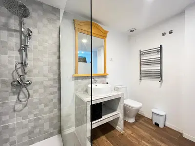 Un baño de Temporal Amarillo Duplex M Iz