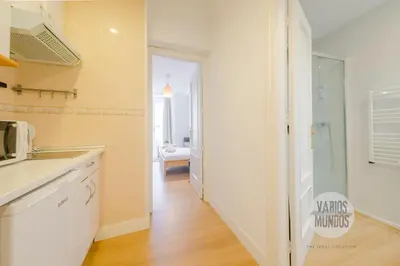 Un baño de Tu ventana a Madrid para 3, conoce Carretas 25