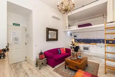 Una cocina o zona de cocina en Waou Madrid Centro II - Alquiler Corta Duración