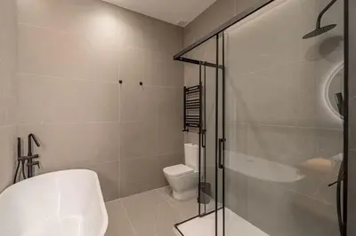 Un baño de Centro XIII calle de la Paz 2BR 2BH