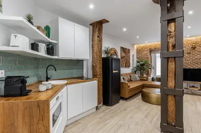 Una cocina o zona de cocina en Waou Las Letras VI - Alquiler Corta Duración