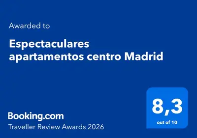 Certificado, premio, señal o documento que está expuesto en Espectaculares apartamentos centro Madrid