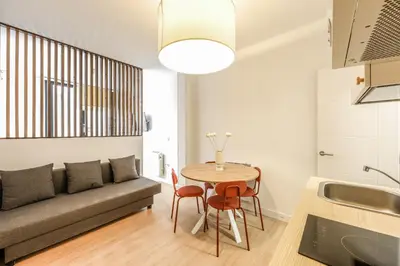 Plano de pequeno apartamento reformado en tirso de molina ALQUILER TEMPORAL