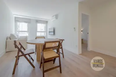 Zona de estar de Tu refugio para 4 en Malasaña, conoce San Bernardo 20