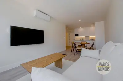 Una televisión o centro de entretenimiento en Tu refugio para 4 en Malasaña, conoce San Bernardo 20