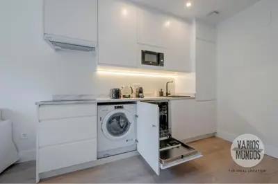 Una cocina o zona de cocina en Tu alojamiento para 6 en Malasaña ven a San Bernardo 20