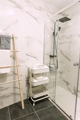 Un baño de Cuatro Caminos Apartment