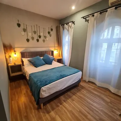 Cama o camas de una habitación en Hostal Luxury Green Madrid Gran Vía