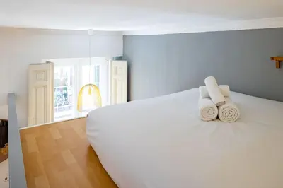 Cama o camas de una habitación en Beautiful apartment in Malasaña for 3 pax - Ferrer
