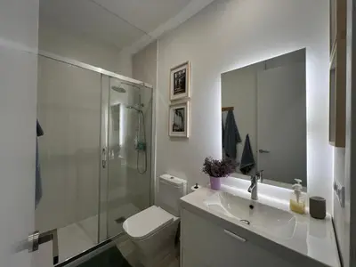 Un baño de Flatiron apartment II
