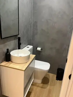 Un baño de Un hogar en el Madrid de los Austrias
